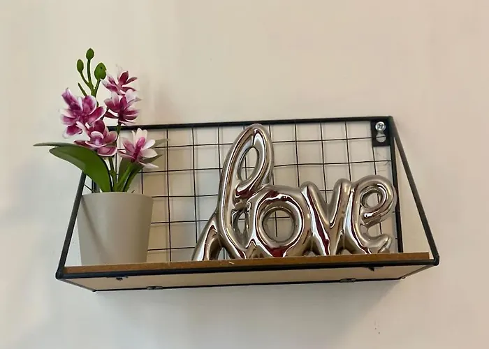 Red Ultracentral Old Town Apartament *